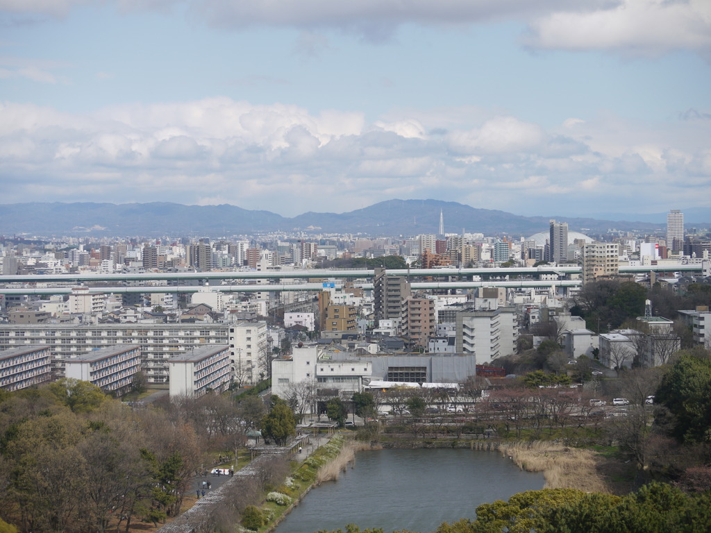 名古屋城天守閣より