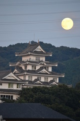 湯浅城と月