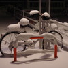 雪被る自転車