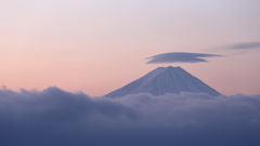 三峰の目覚め