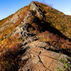 岩稜を辿る
