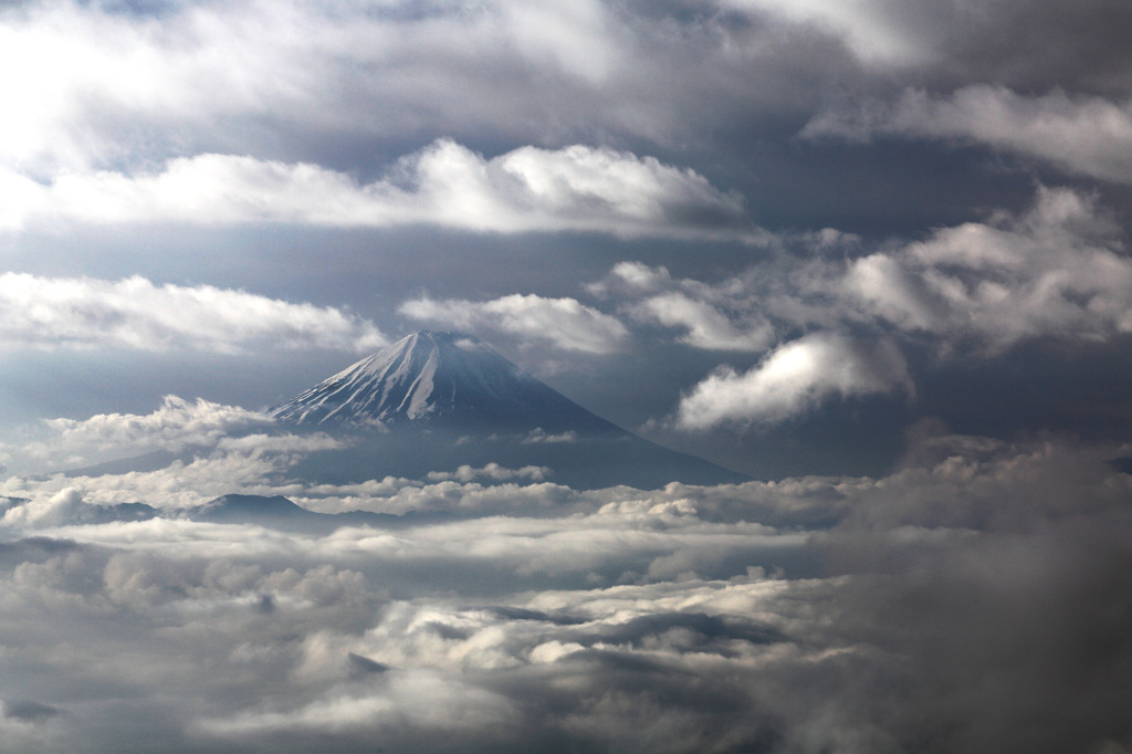 荒れる雲海