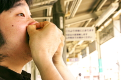 鼻毛出てますよ