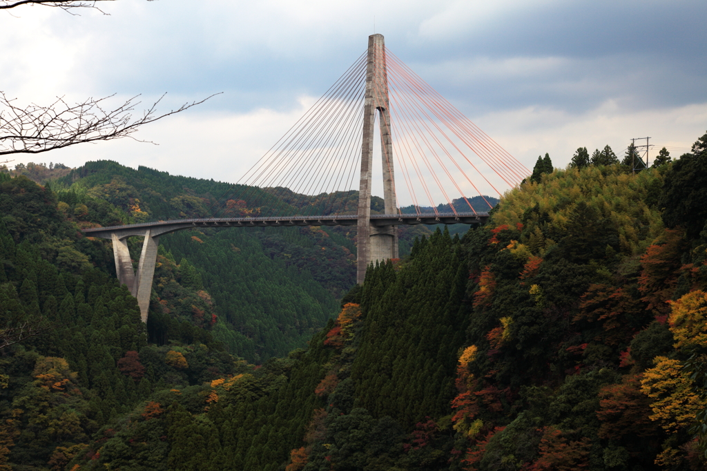 鮎の瀬大橋