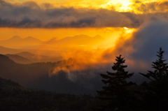 阿寒の山々・昇陽 3