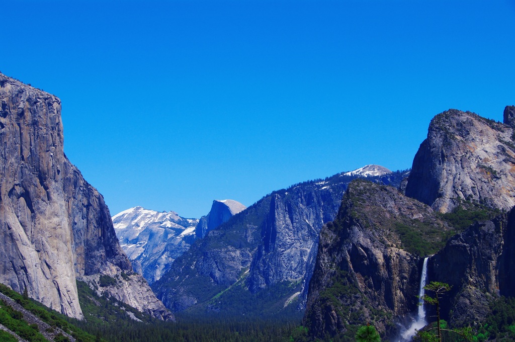 Yosemite N.P. Tunnel view