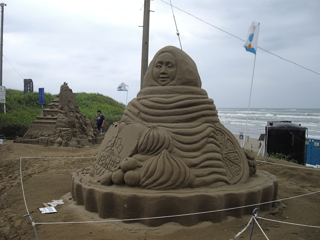 千里浜砂像２０１０