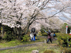 やぁやぁ、我こそは・・