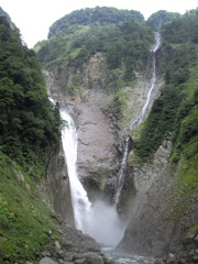 滝壺Yゾーン 称名滝