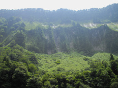 悪城の壁