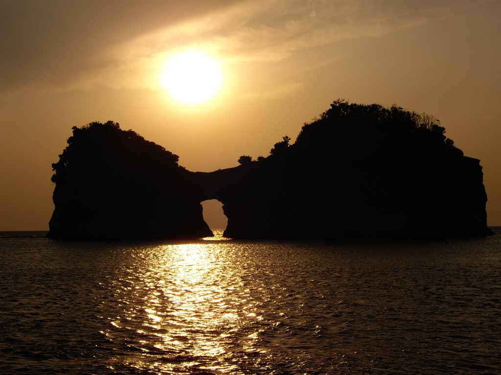 円月島 夕日