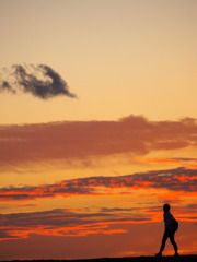 夕陽に染まる