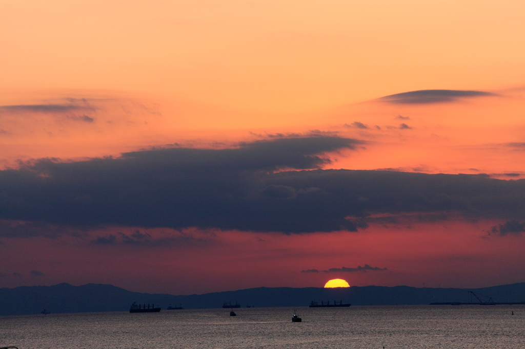 淡路島に沈む夕日