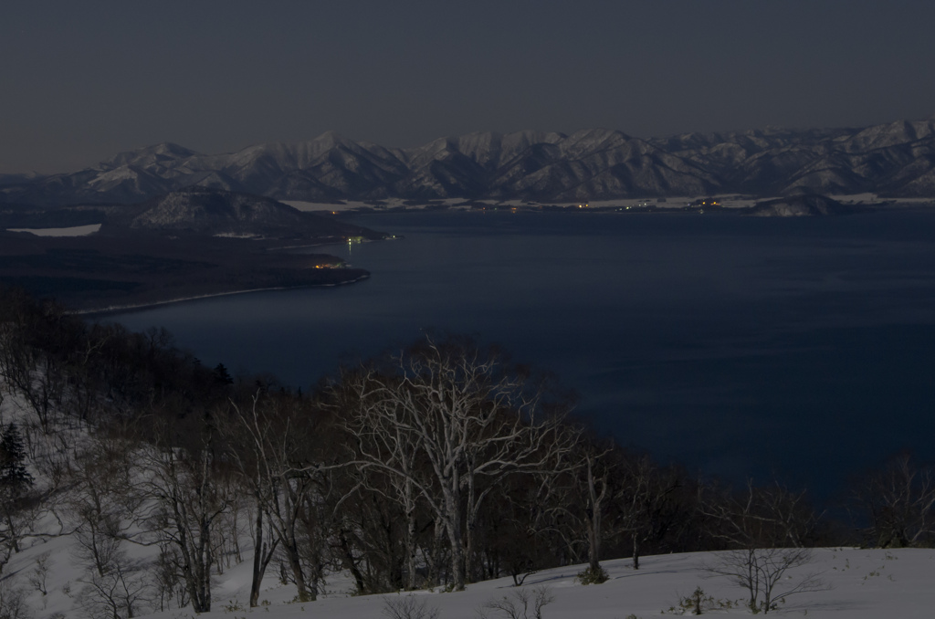 夜の屈斜路湖２