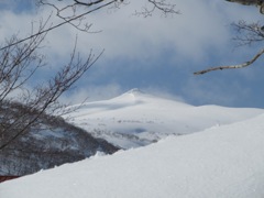 帰りに見た目国内岳のピーク
