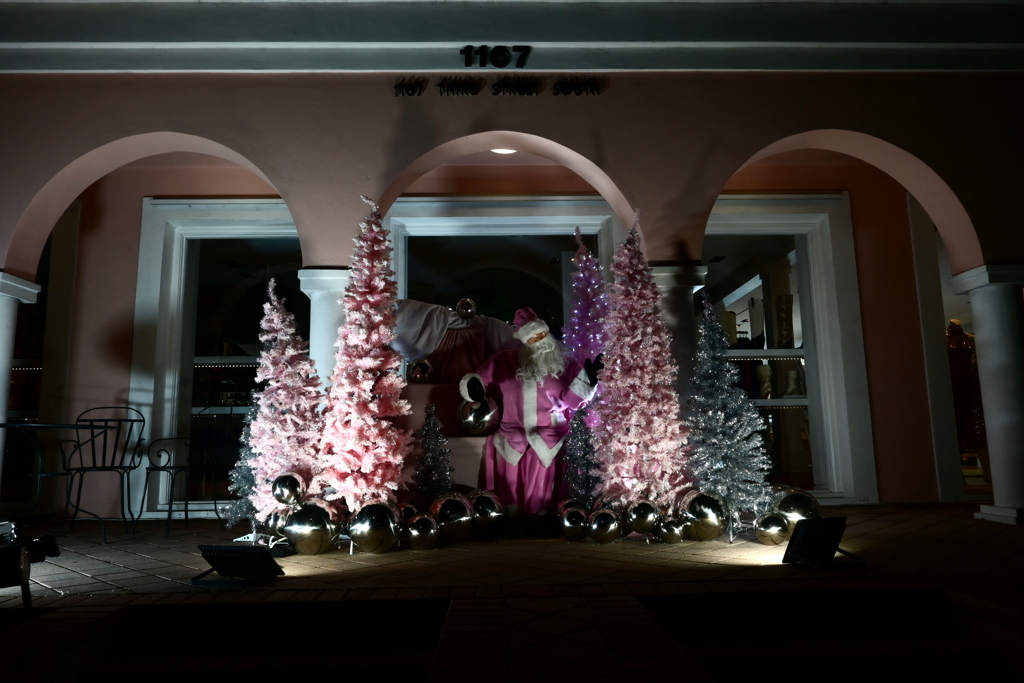Pink Santa 12-19-24