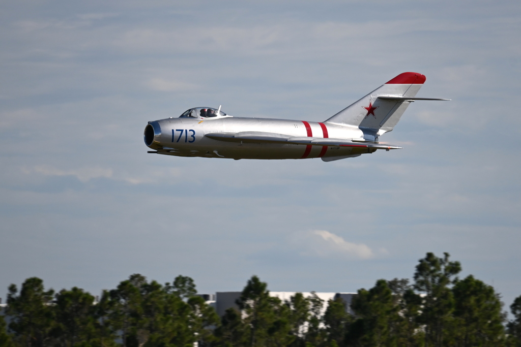 MiG-17F (Lim-5)  11-2-25