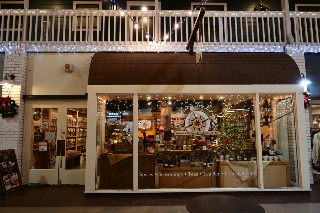 Tea Shop 12-12-24