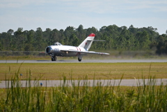 MiG-17F (Lim-5) Landed  11-2-25