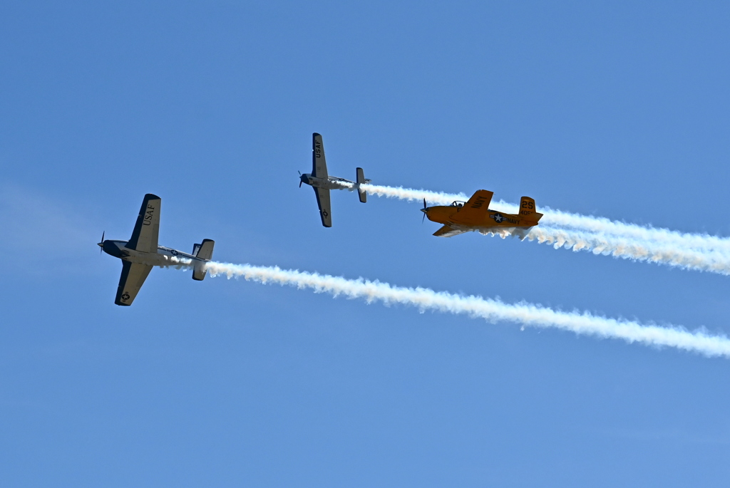 T-34s Breaking Away  11-2-25