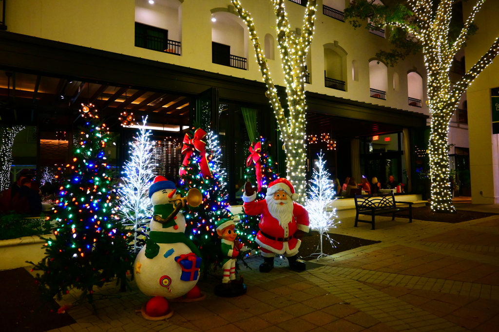 Christmas in Naples 12-19-24