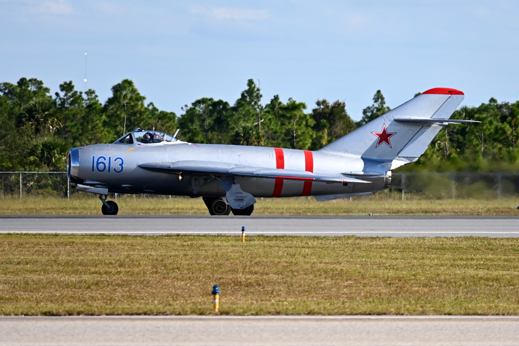 MiG-17 Landed  11-2-25