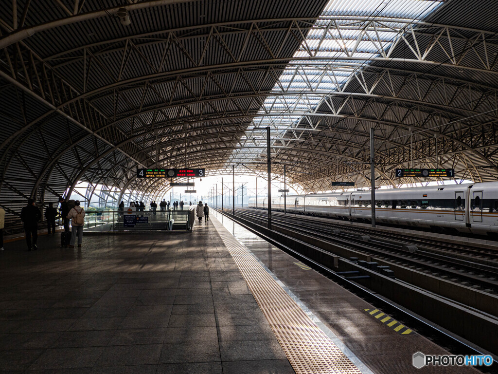 朝の駅