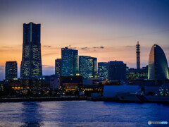 夕暮れの横浜