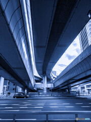 江戸橋を覆う構造物