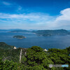 青に浮かぶ島々