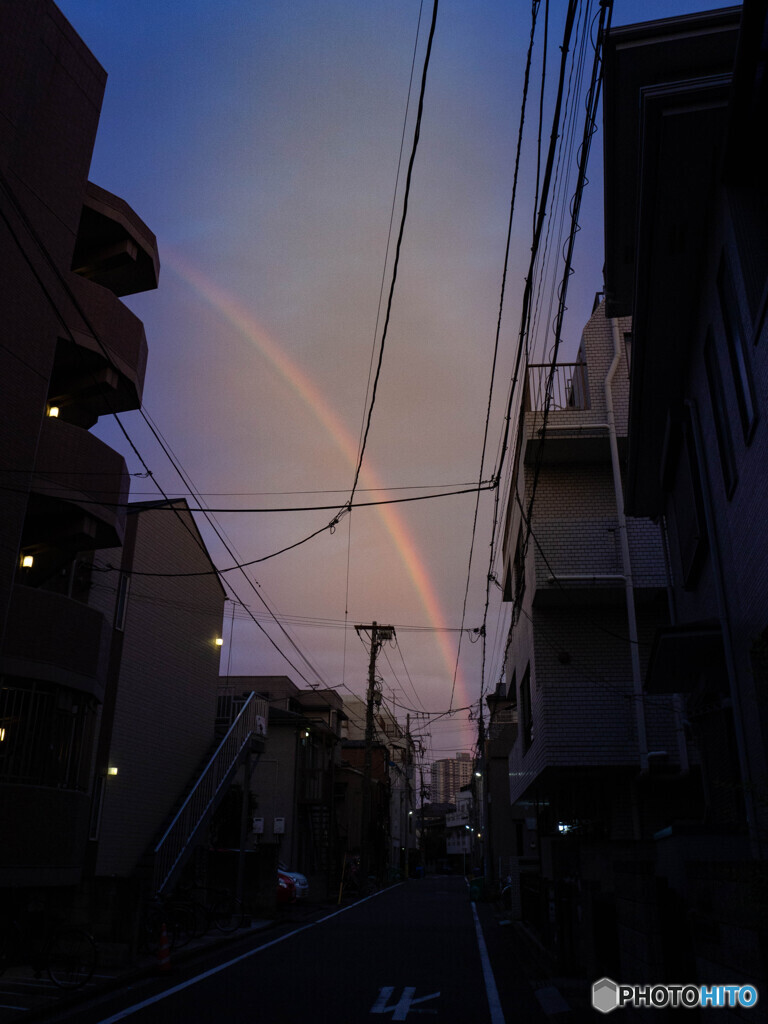 きっとあの路地に光源が