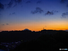 夏の夕富士