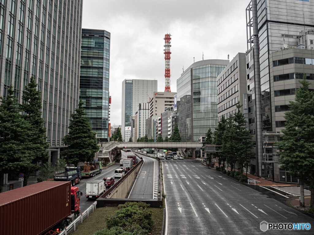 朝から泣き出しそう