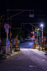 夜中の踏切