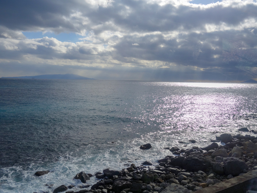 伊豆稲取付近車窓