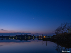 （漕艇場 夜明け前）