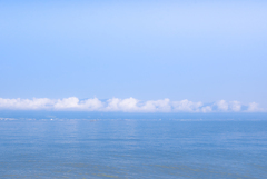 琵琶湖の低い雲