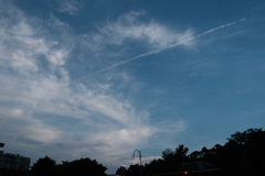 飛行機雲消えそう