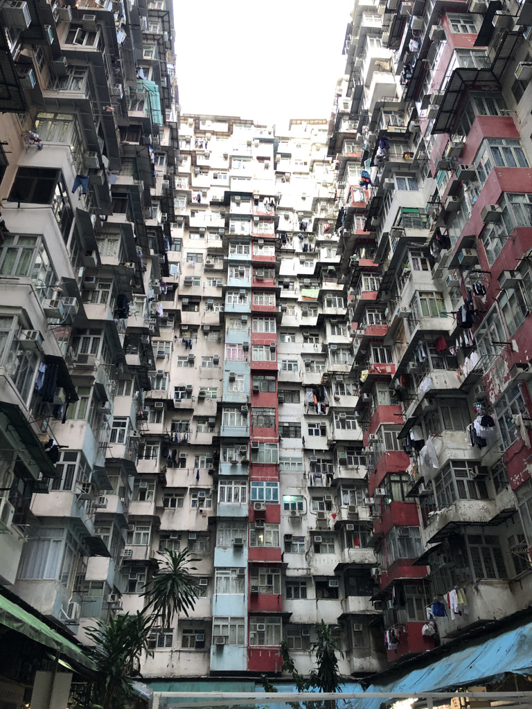香港 モンスターマンション