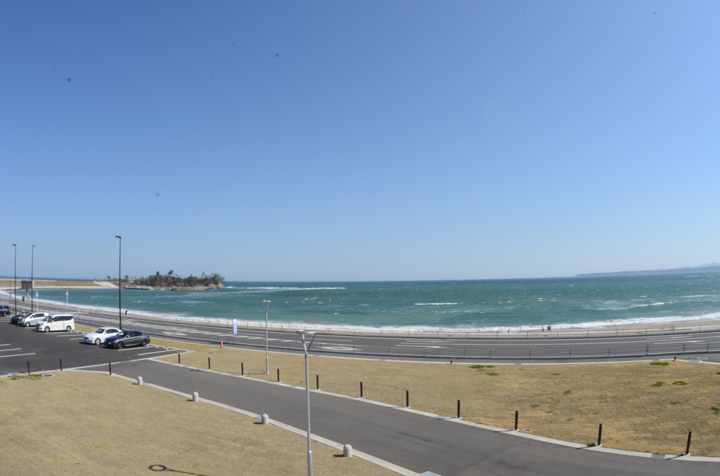 大谷海岸駅からの海