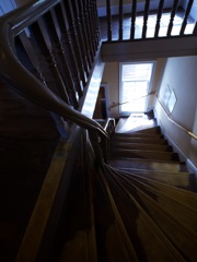古い洋館の階段