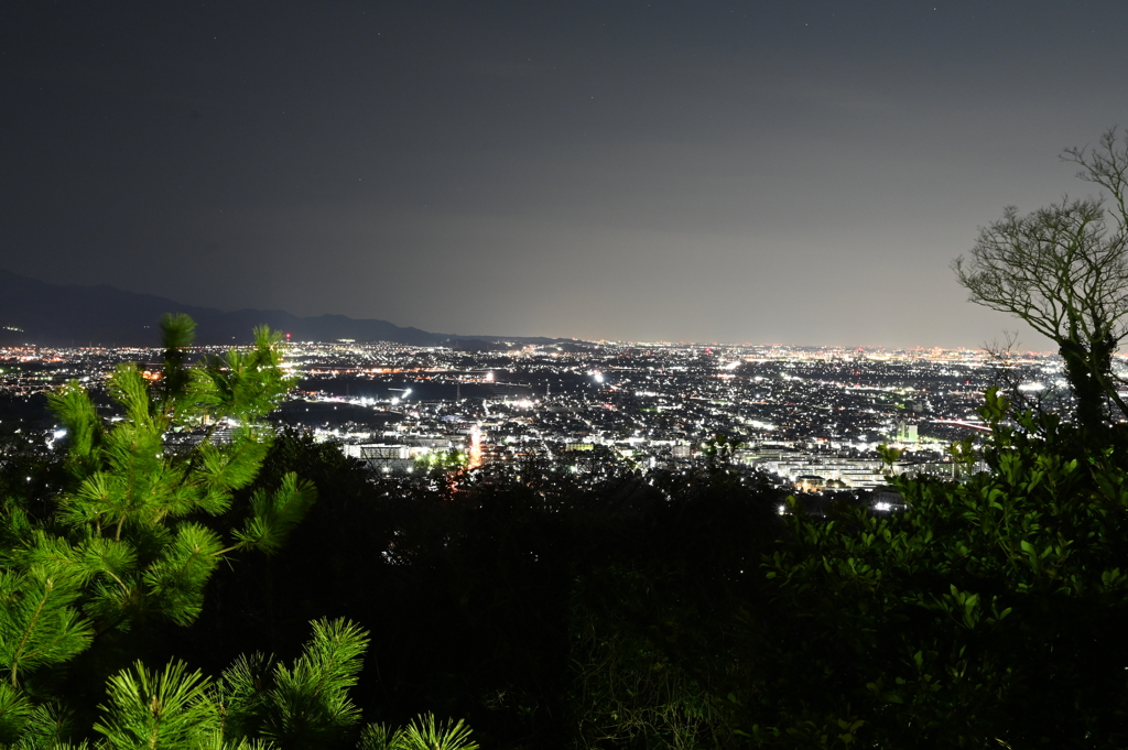 湘南平：夜景