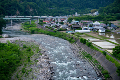 渋川の町を行く谷川岳ループ号