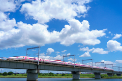 夏空渡る500系