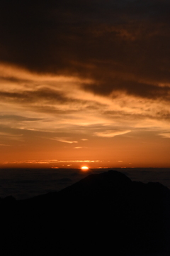 剣岳山頂からの日の出
