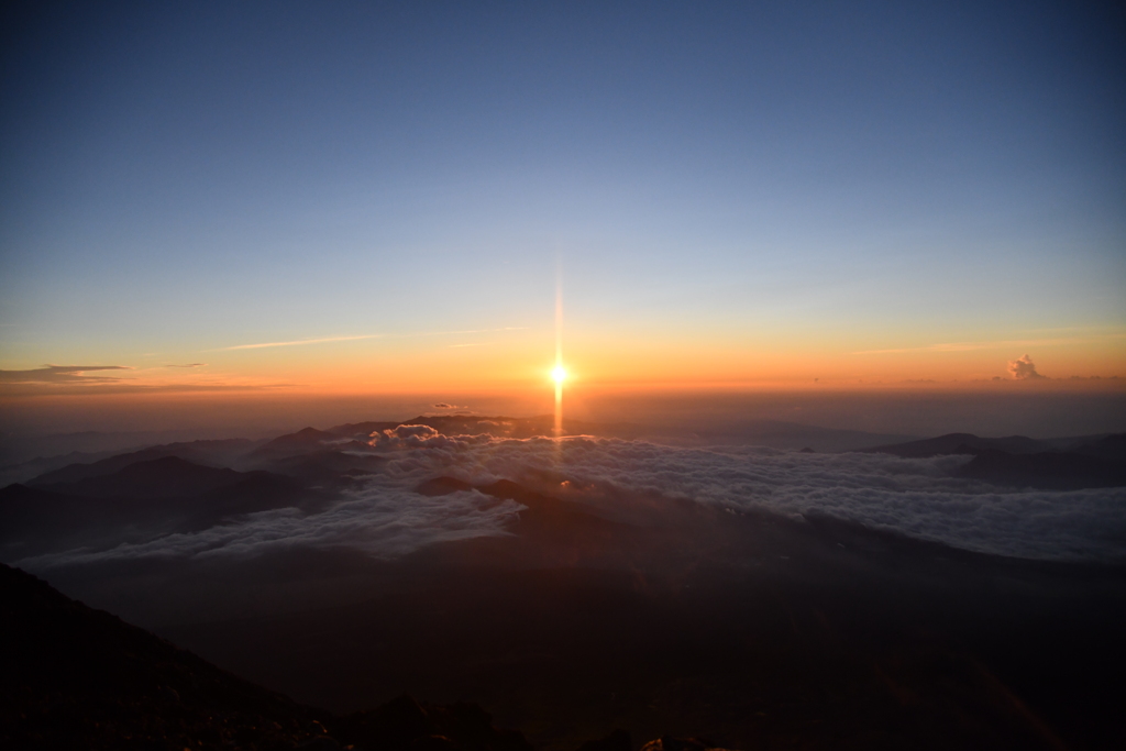 富士山頂　日の出
