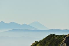 白馬岳山頂付近から見える、富士山