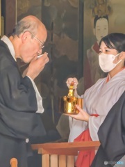 お神酒飲んでいい事ありますように