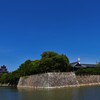 お堀に浮かぶ広島城