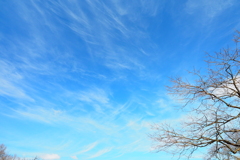 贅沢とは不純物が少ない冬の空